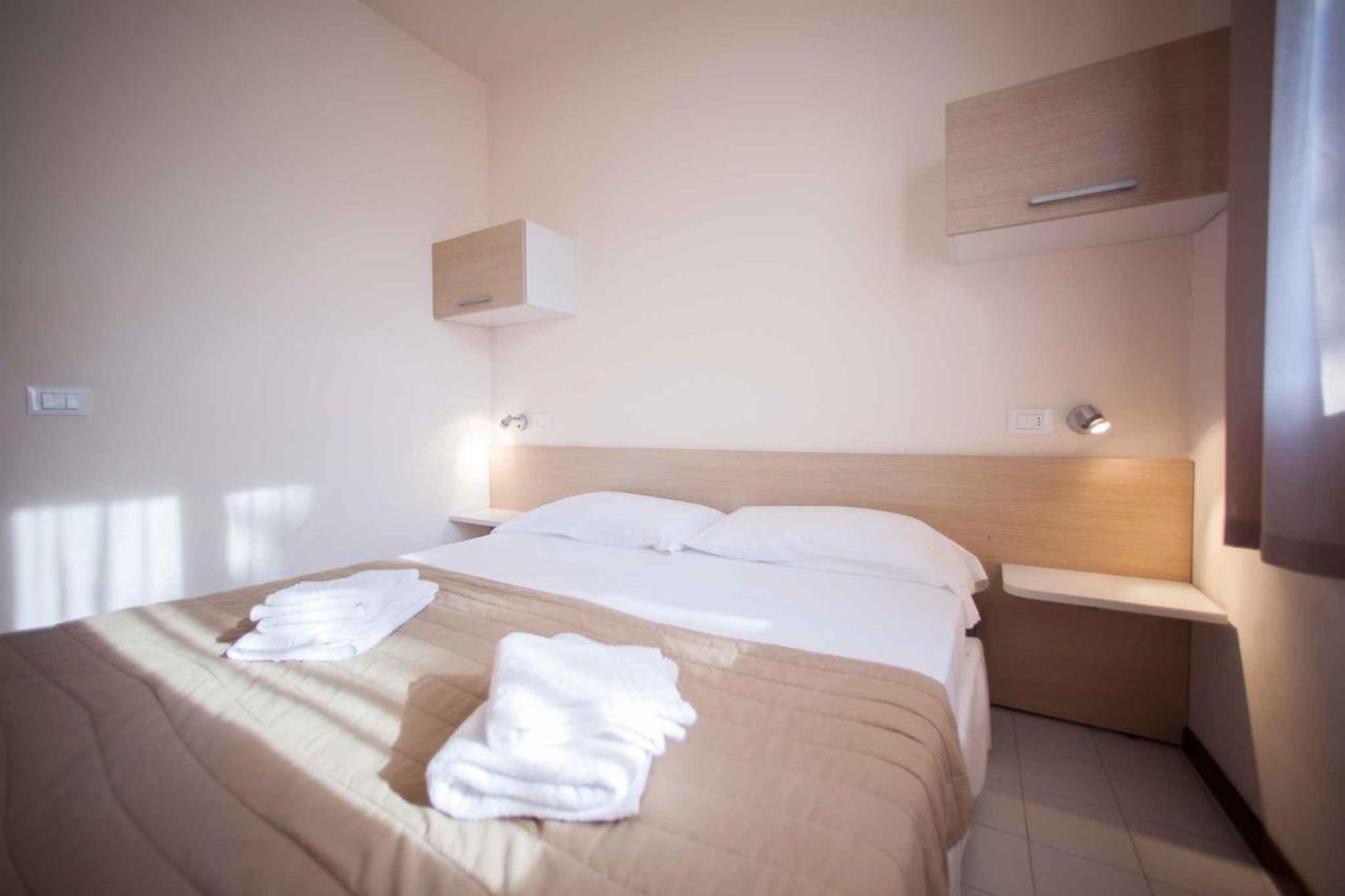 Holiday Homes in Sirmione/Gardasee 22174 Buitenkant foto