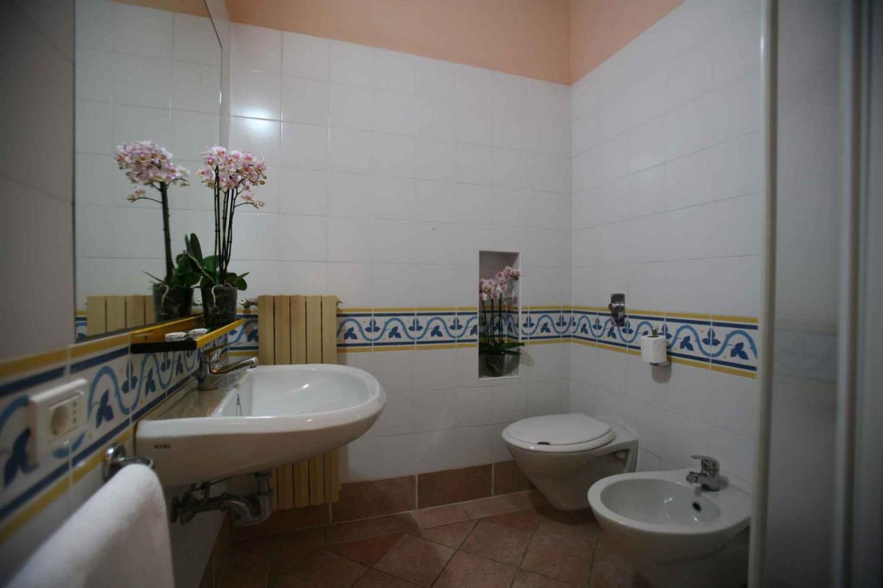 Holiday Homes in Sirmione/Gardasee 22174 Buitenkant foto