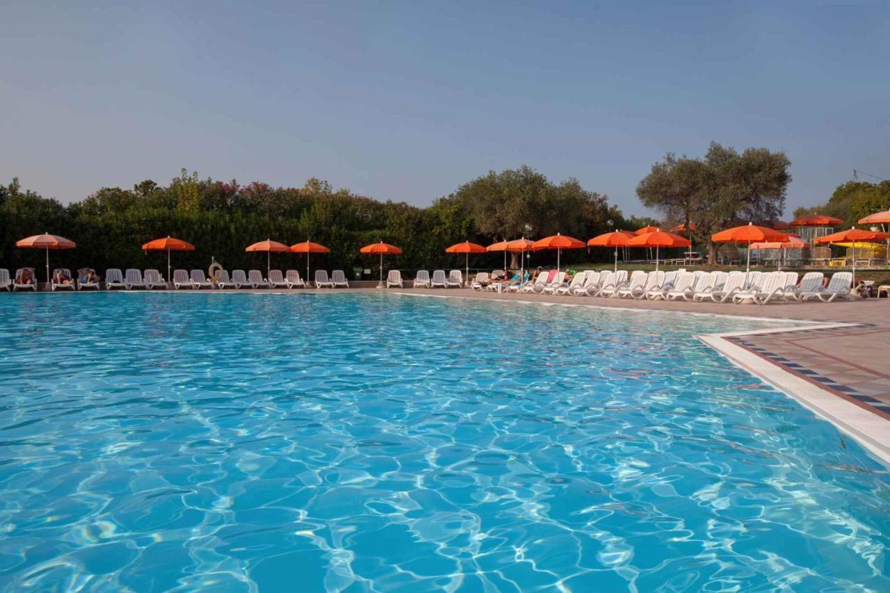 Holiday Homes in Sirmione/Gardasee 22174 Buitenkant foto