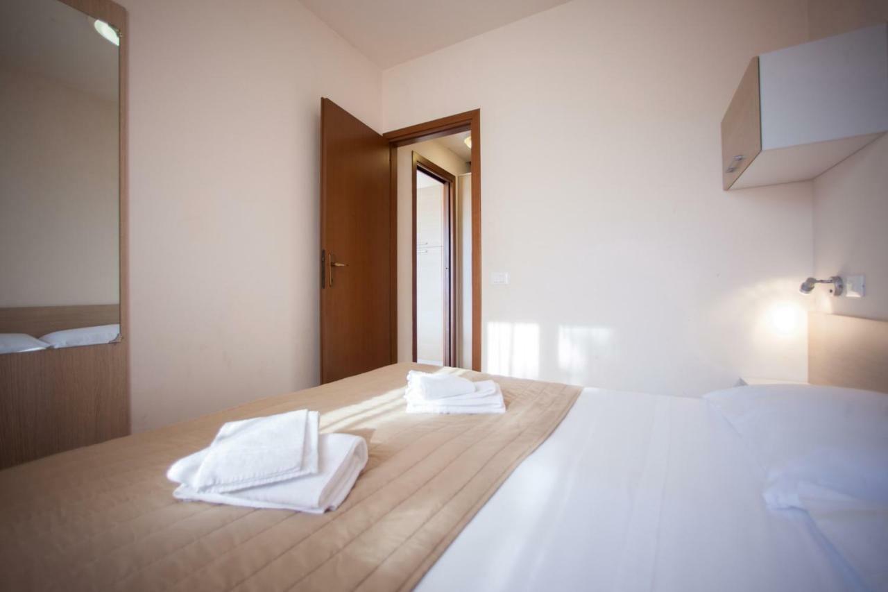 Holiday Homes in Sirmione/Gardasee 22174 Buitenkant foto